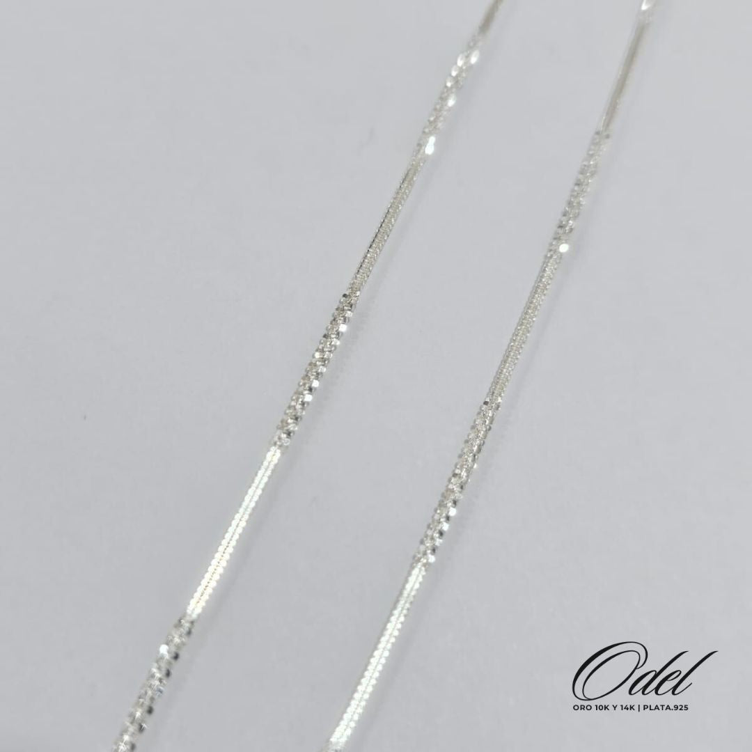 Gargantilla Figaro en plata .925 – 40 cm elegante y delgada