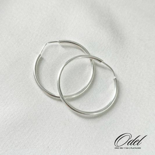 Arracadas lisas grandes en plata .925 – estilo moderno y elegante
