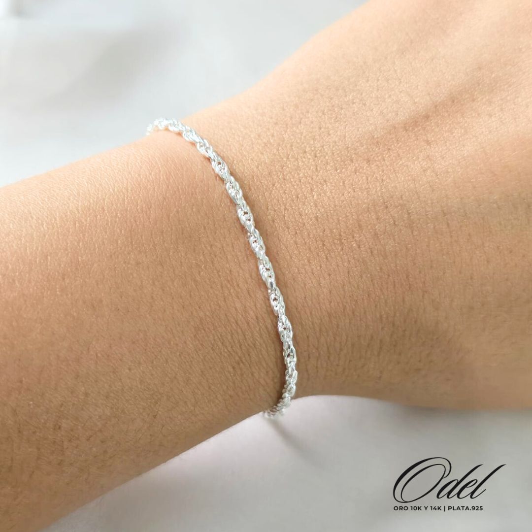 Pulso torsal en plata .925 – 18 cm delicado y elegante