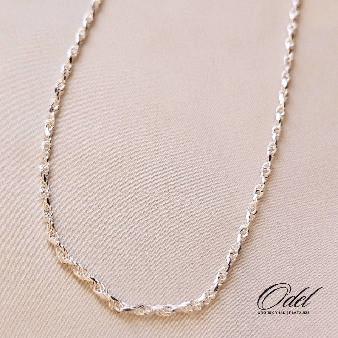 Collar torsal en plata .925 – 45 cm resistente y con estilo