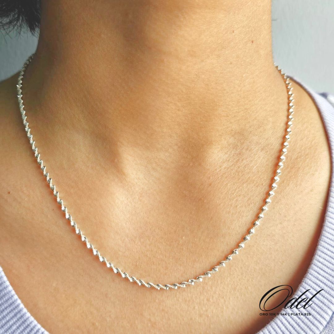 Cadena tipo Singapur en plata .925 – 45 cm delicada y brillante