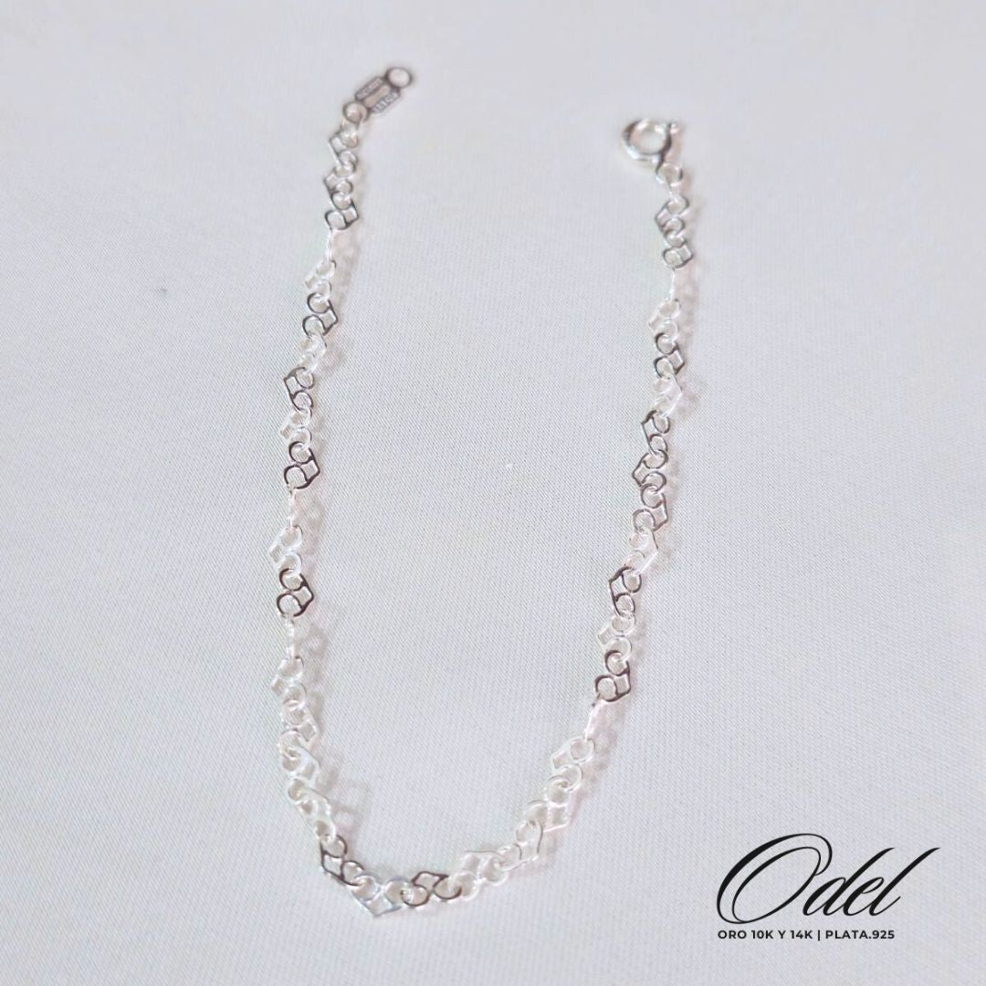 Pulsera de corazones en plata .925 – romántica y brillante